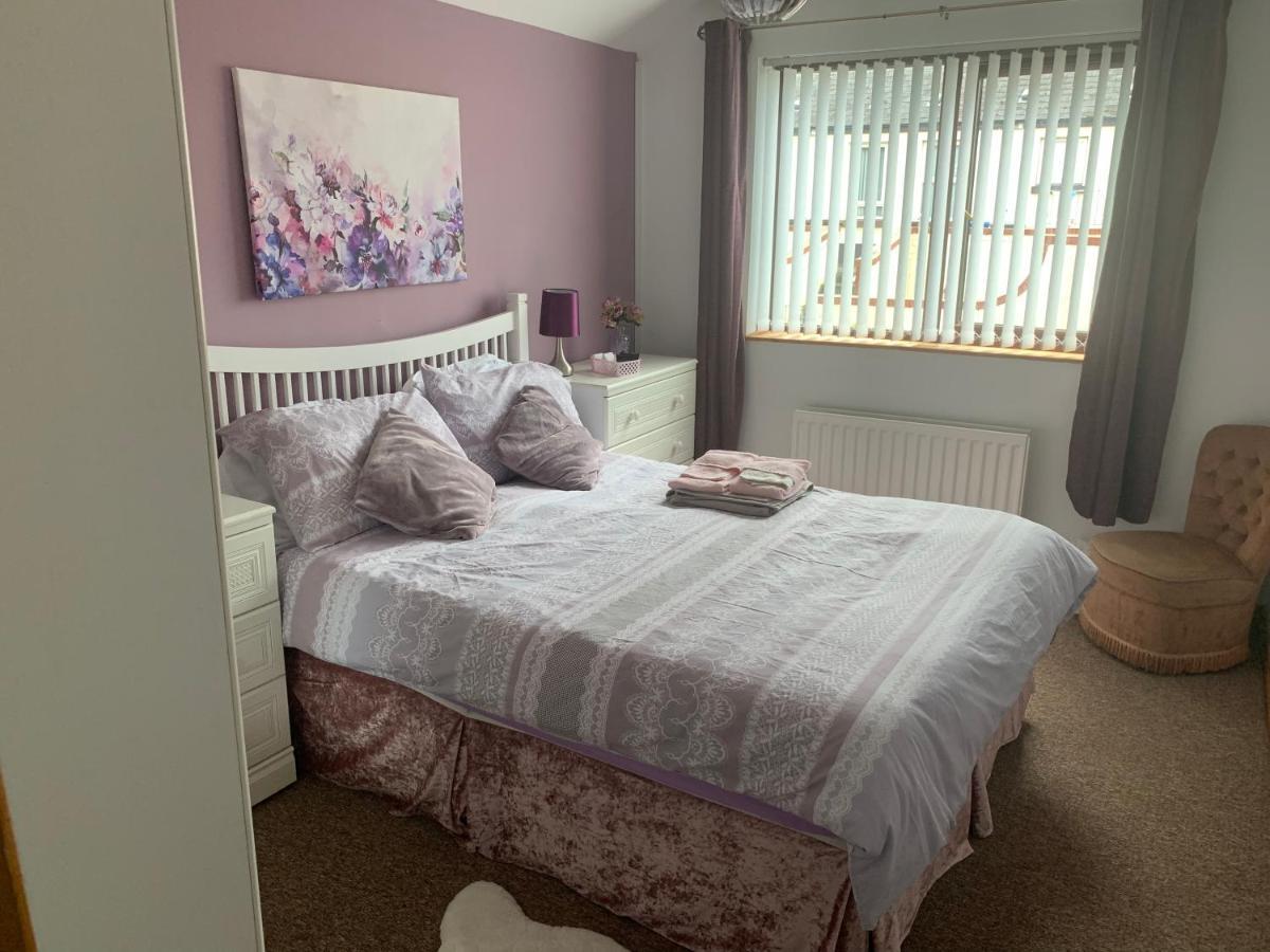 Minimum Stay Two Nights Larne Exterior foto
